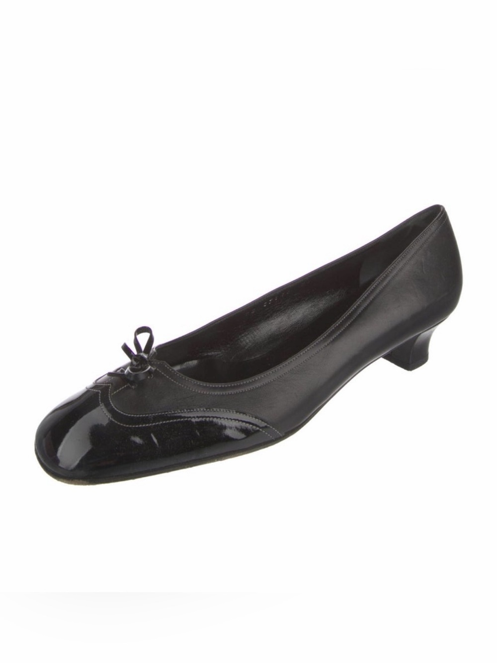 Classic Black Leather Low Heel Ballet Pump - Women - Picture 4 of 8